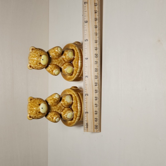 Vintage Algonquin Park Ont Bear salt and pepper shakers - Picture 8 of 8